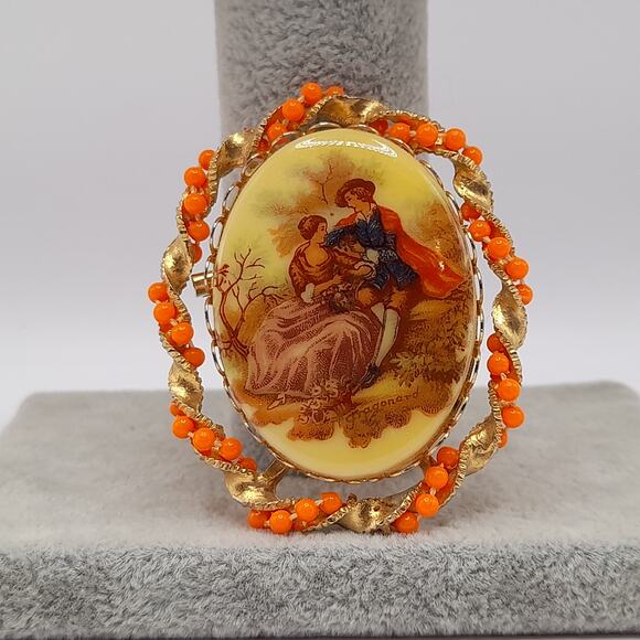 Vintage Romantic Scene Fragonard Style Brooch, Orange Bead Gold Frame, 2 Inches - Picture 6 of 9